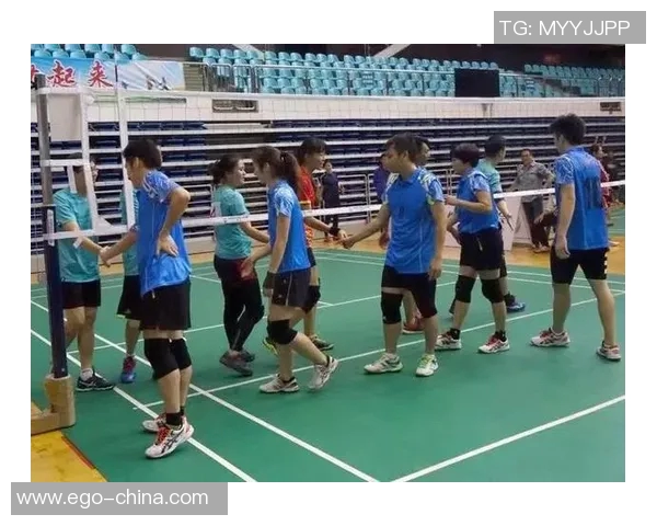 排球新手必看：从零基础到实力提升的全面攻略与技巧分享