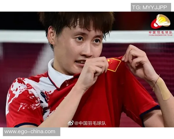 重庆羽毛球队防反战术解析与实战应用探讨